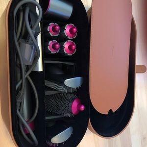 Dyson airwrap complete